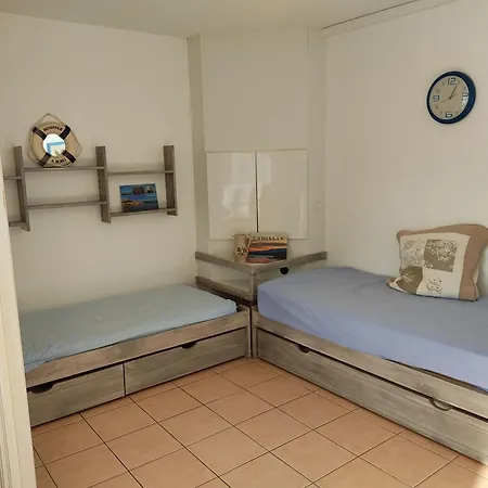 Apartment Gruissan: T2 Spacieux 4/5 Pers, Proche Grazel, Parking Prive - Fr-1-796-34 Gruissan